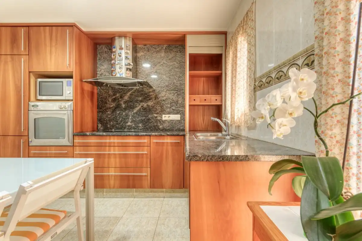 Kitchen of Houses for sale in Llers  with Air Conditioner, Heating and Private garden
