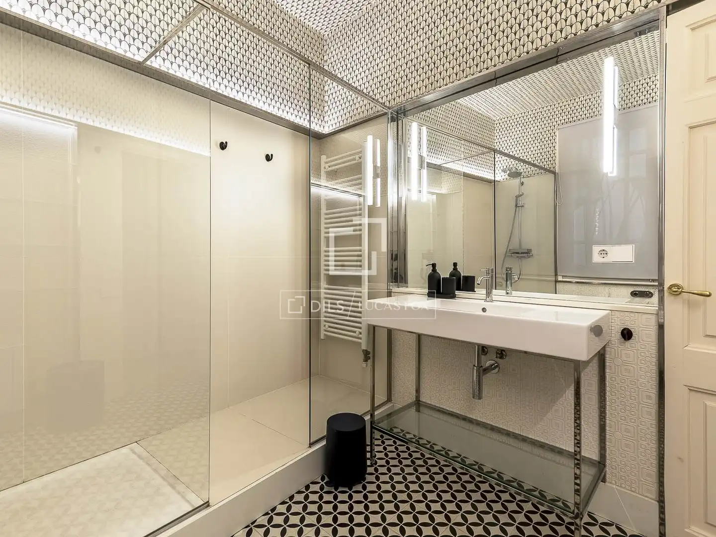 Baño de Piso en venta en Barcelona con Aire acondicionado, Calefacción y Parquet