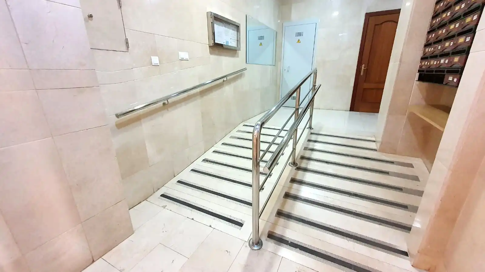 Piso con ascensor en venta en Puerto Deportivo, imagen 23