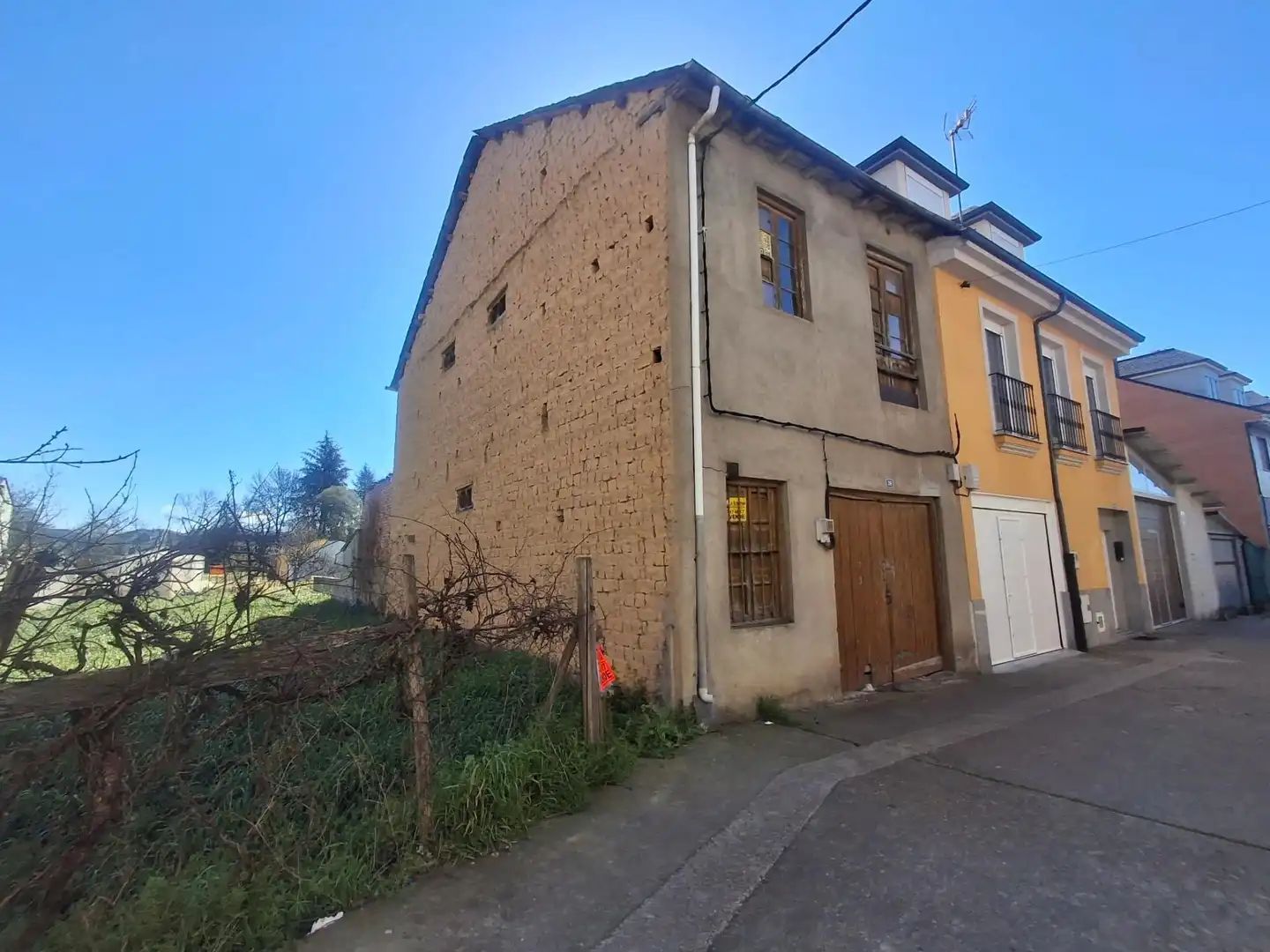 Casa rústica en venda a CIRCUMvalacion 30