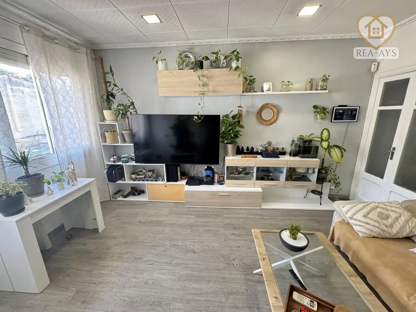 Sala de estar de Piso en venta en Montcada i Reixac con Aire acondicionado, Calefacción y Parquet
