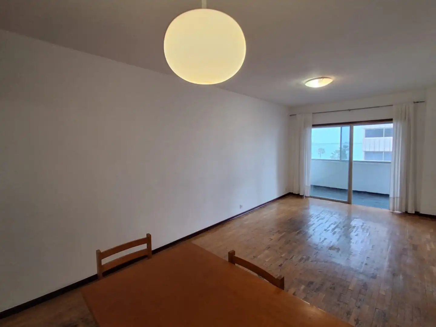 Sala de estar de Piso de alquiler en Las Palmas de Gran Canaria con Parquet, Horno y Balcón