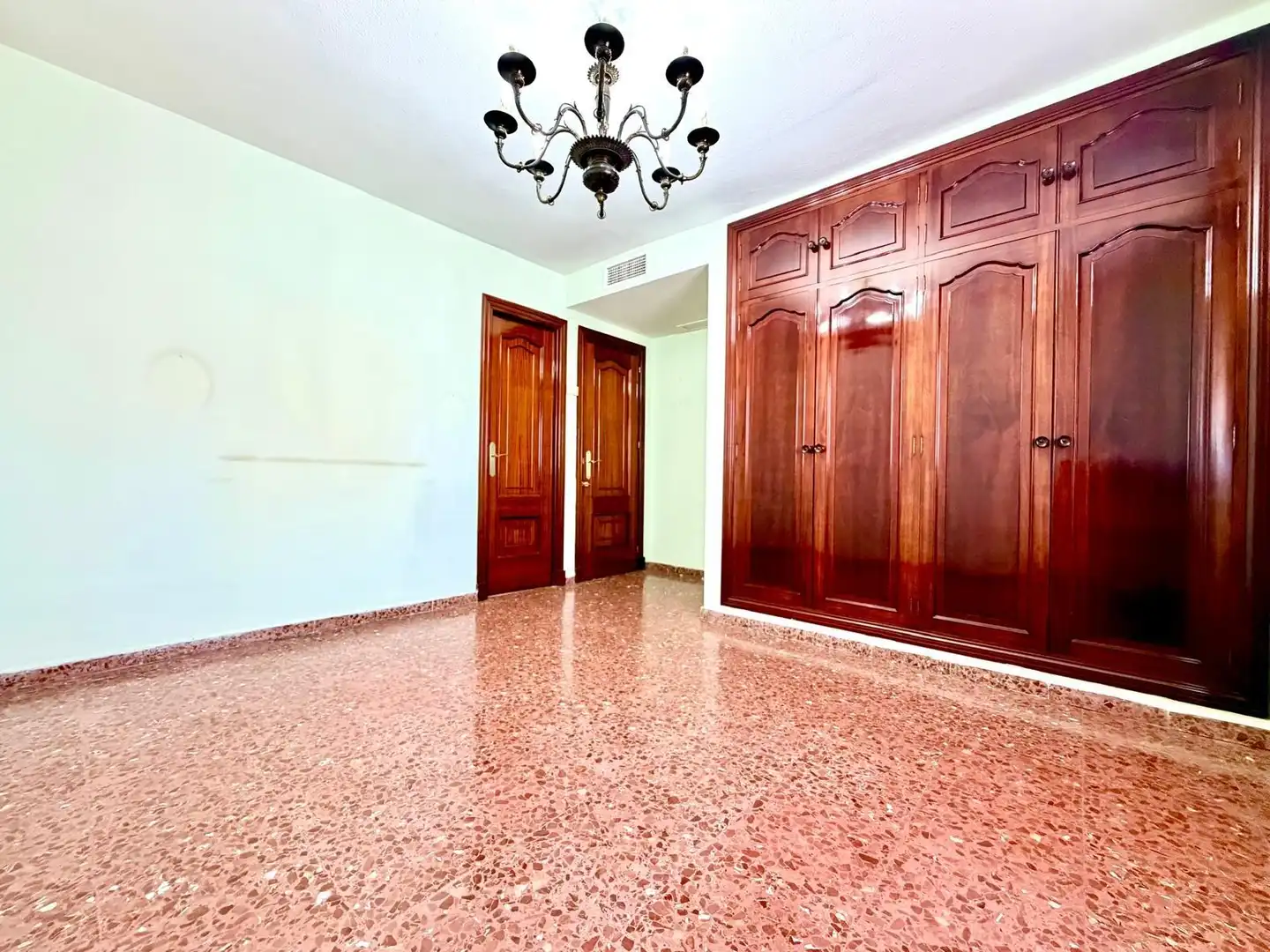 Piso en venta en Montequinto
