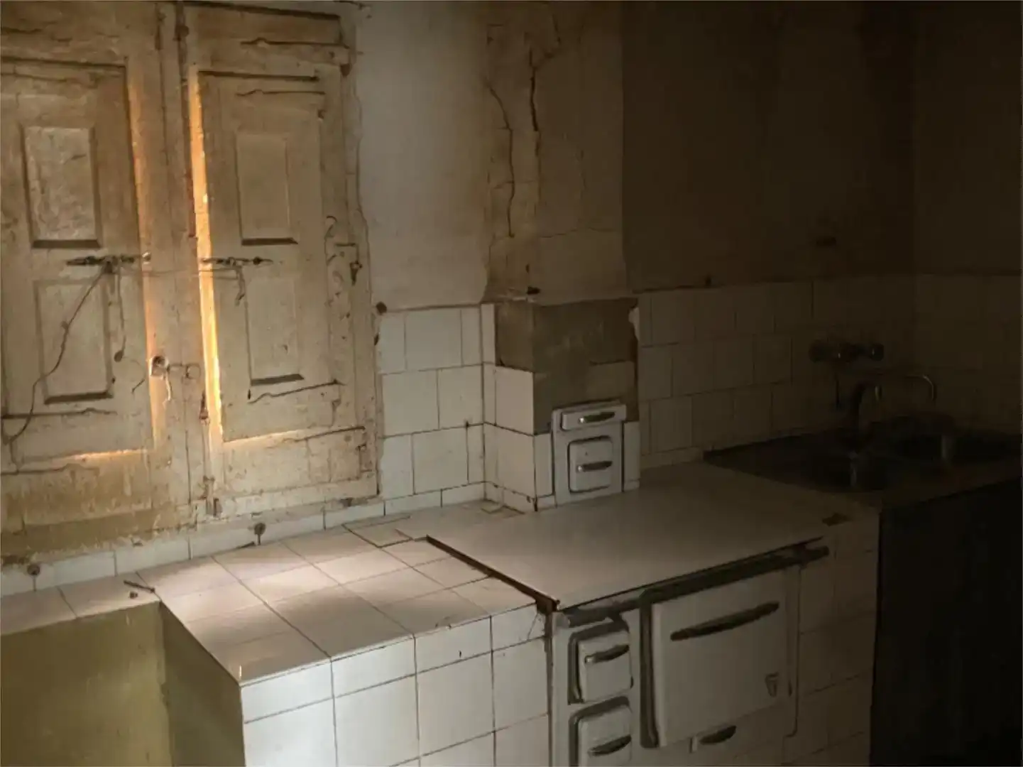 Cuina de Casa adosada en venda en Castildelgado