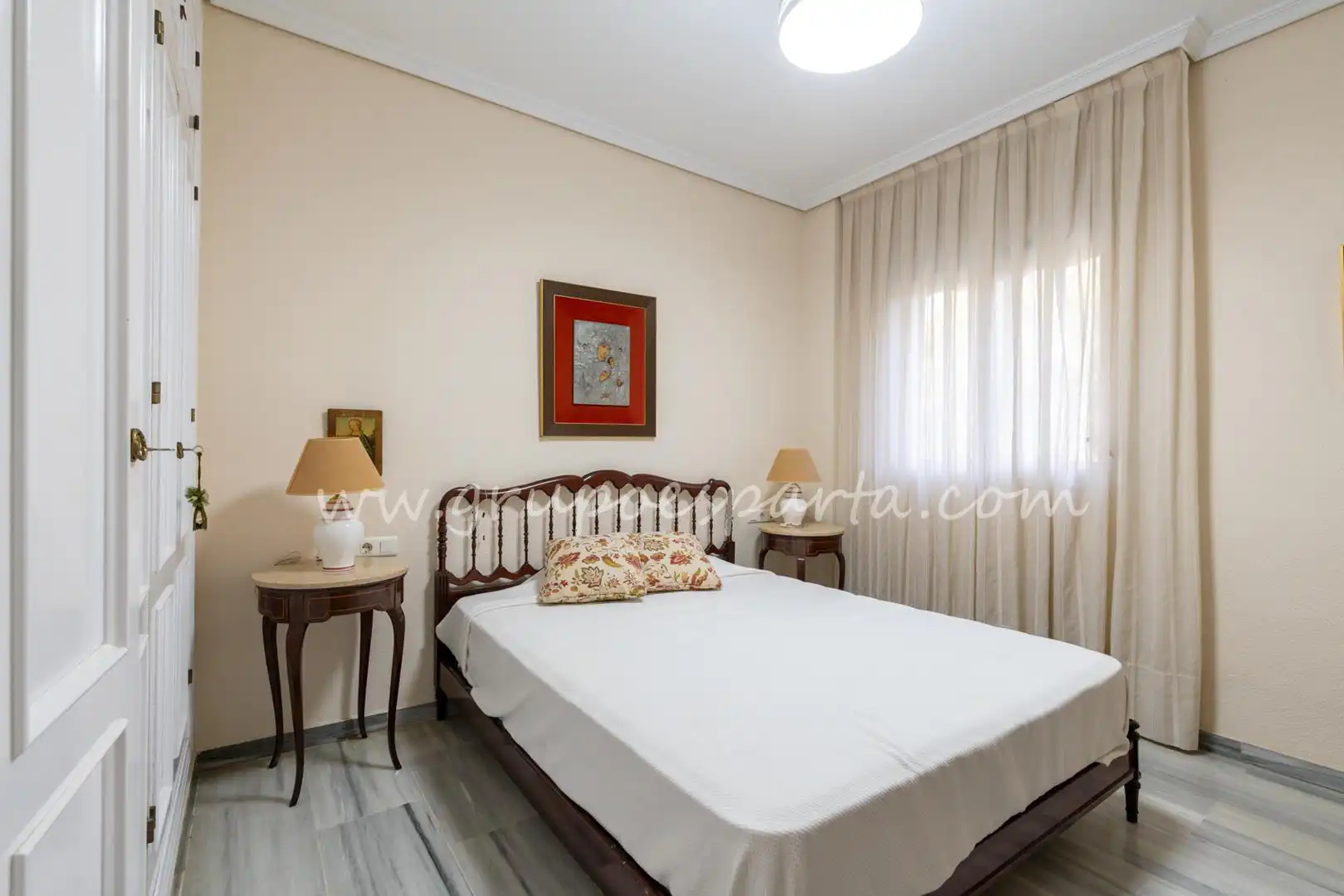 Bedroom of Flat for sale in Sevilla  with Air Conditioner and Terrace