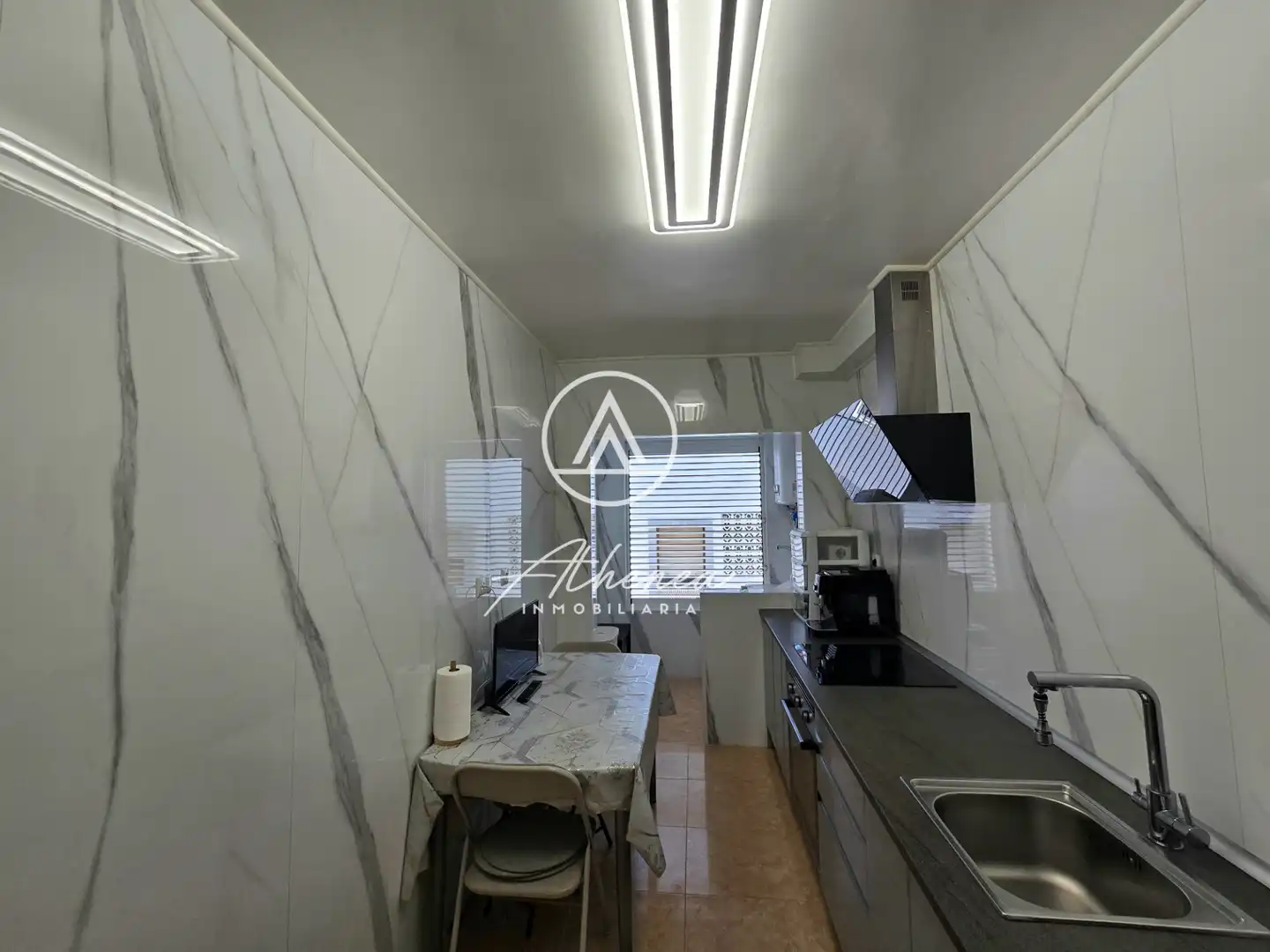 Cocina de Piso en venta en Roquetas de Mar con Terraza, Amueblado y Horno
