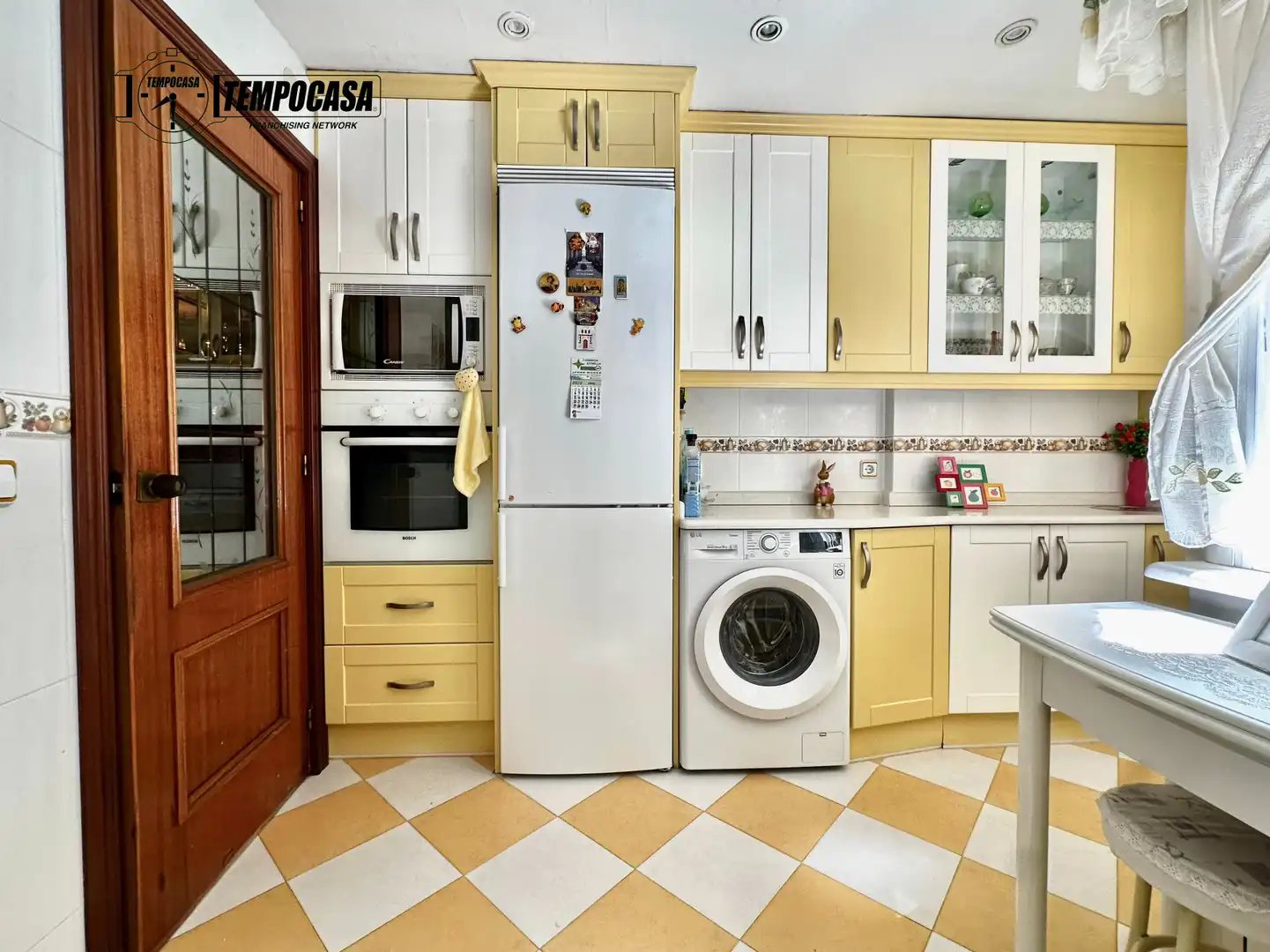 Cocina de Piso en venta en Madrid con Aire acondicionado, Calefacción y Jardín privado
