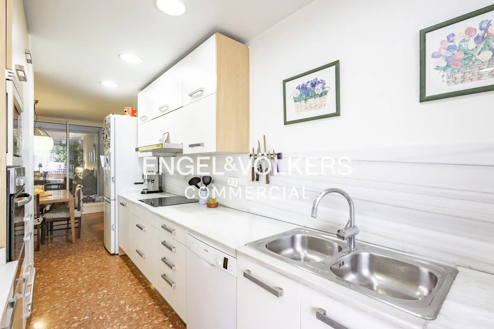 Kitchen of Buildings for sale in Sant Joan Despí