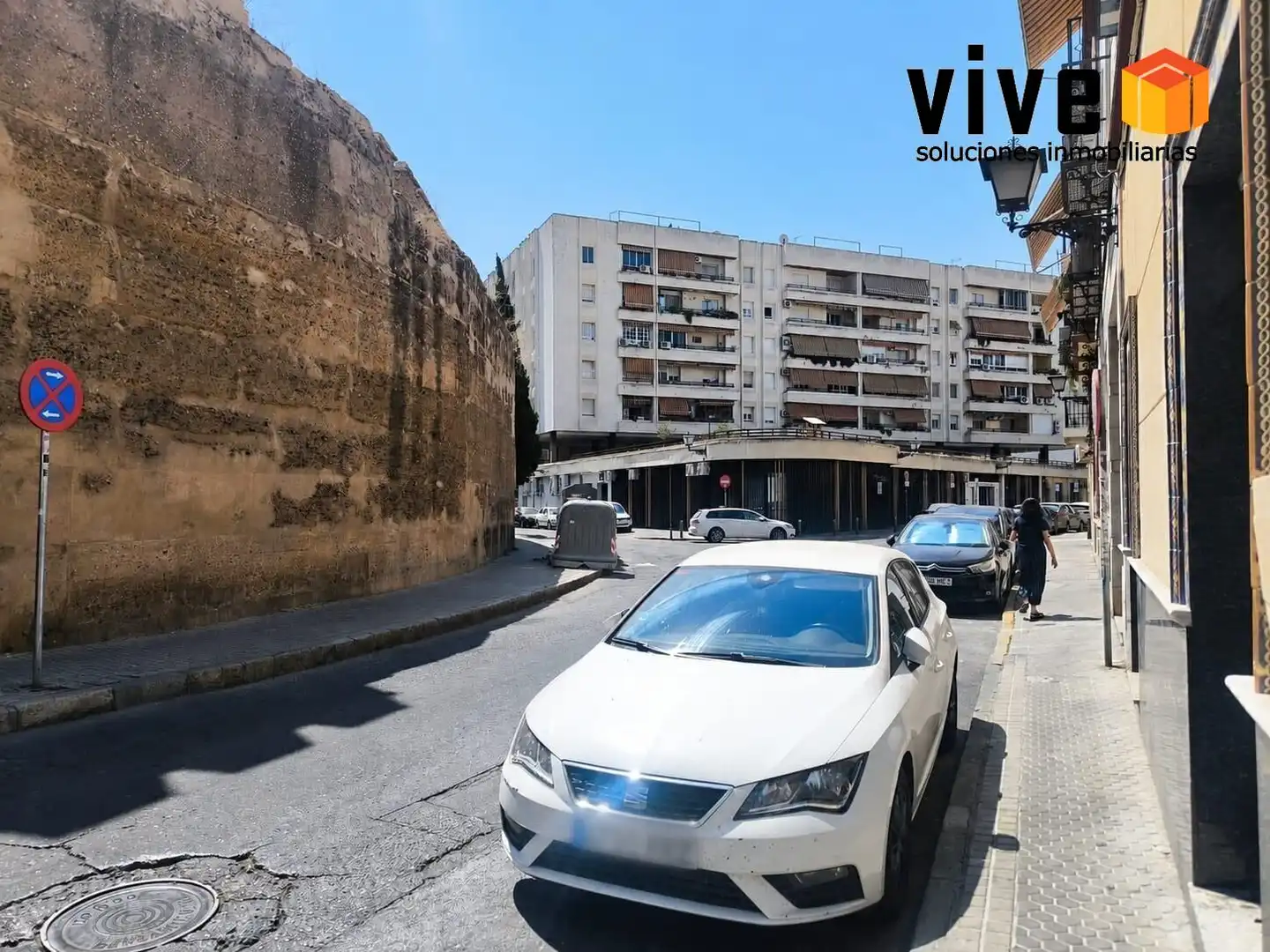Exterior view of Flat for sale in Sevilla  with Heating, Storage room and Furnished