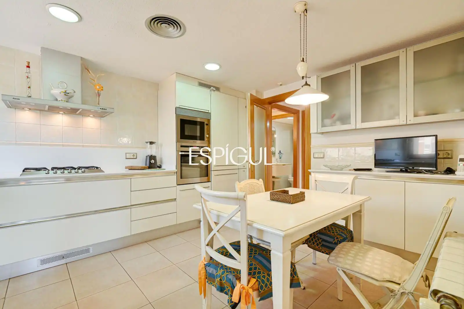 Cocina de Dúplex en venta en Arenys de Mar con Aire acondicionado, Calefacción y Terraza