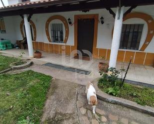 Vista exterior de Casa o xalet en venda en Alba de Yeltes amb Calefacció i Terrassa