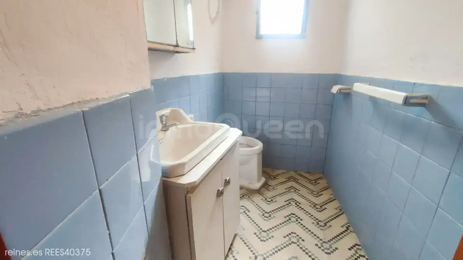 Baño de Casa o chalet en venta en Bimenes con Calefacción y Terraza