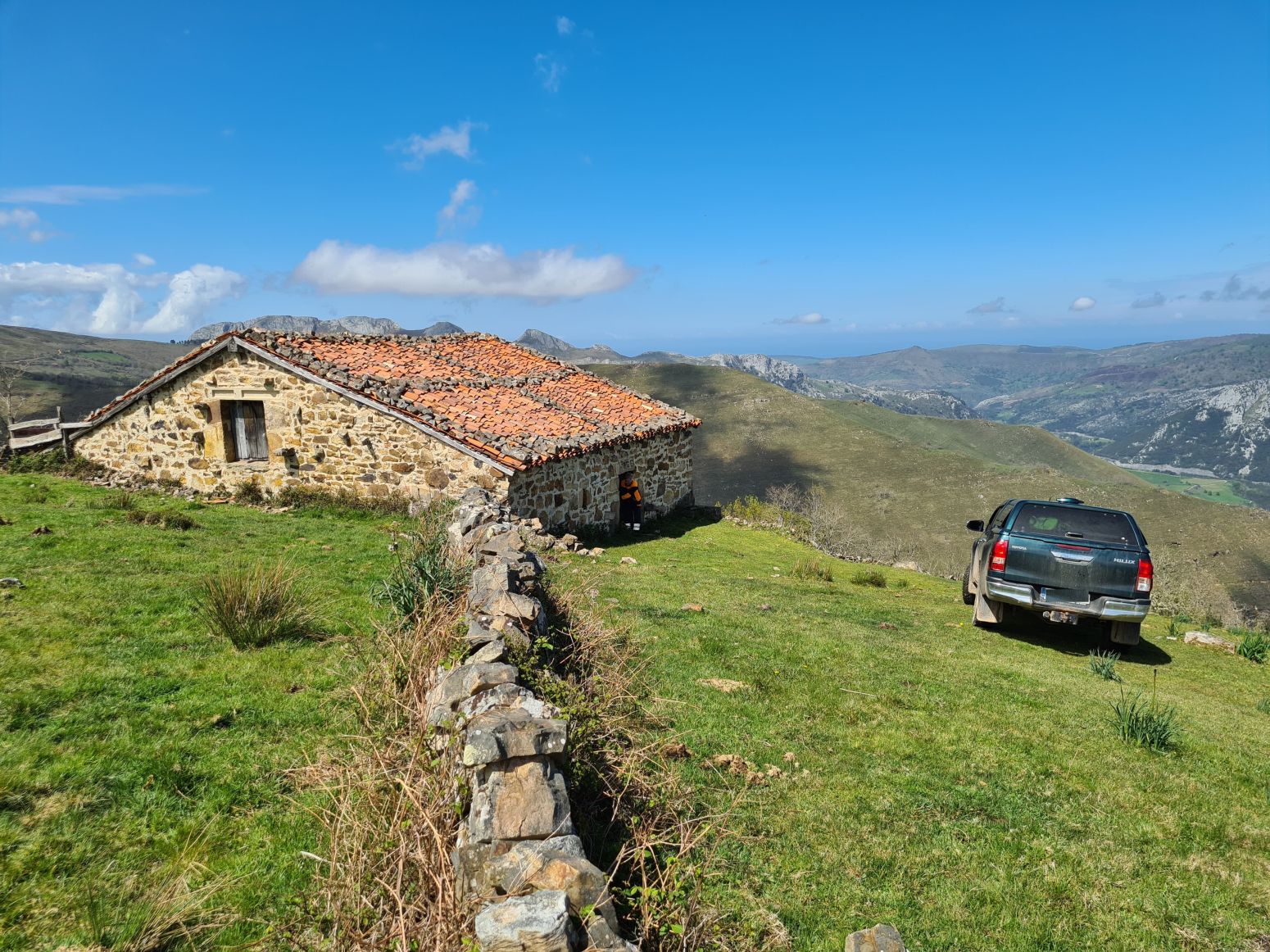 Exterior view of House or chalet for sale in Rionansa  with Private garden