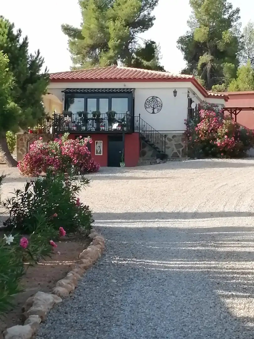 Finca rústica en venta en Jarafuel con Calefacción, Jardín privado y Amueblado