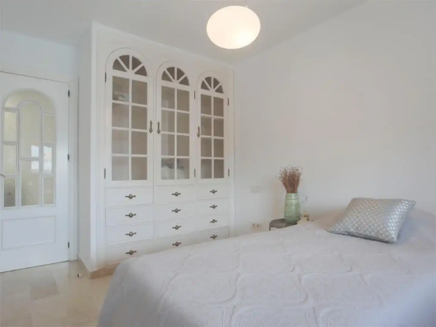Bedroom of Flat for rent in Marbella Centro