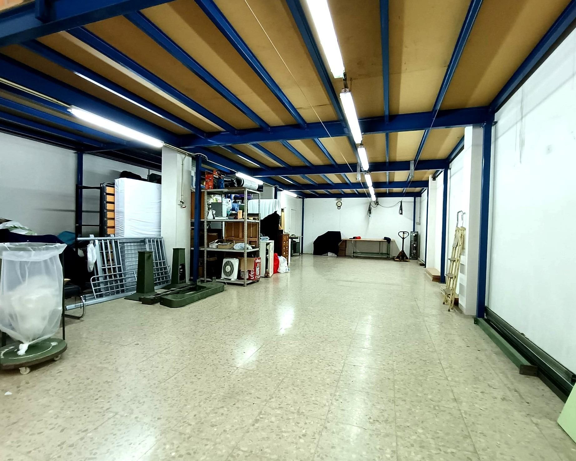 Local en venta en La Llàntia