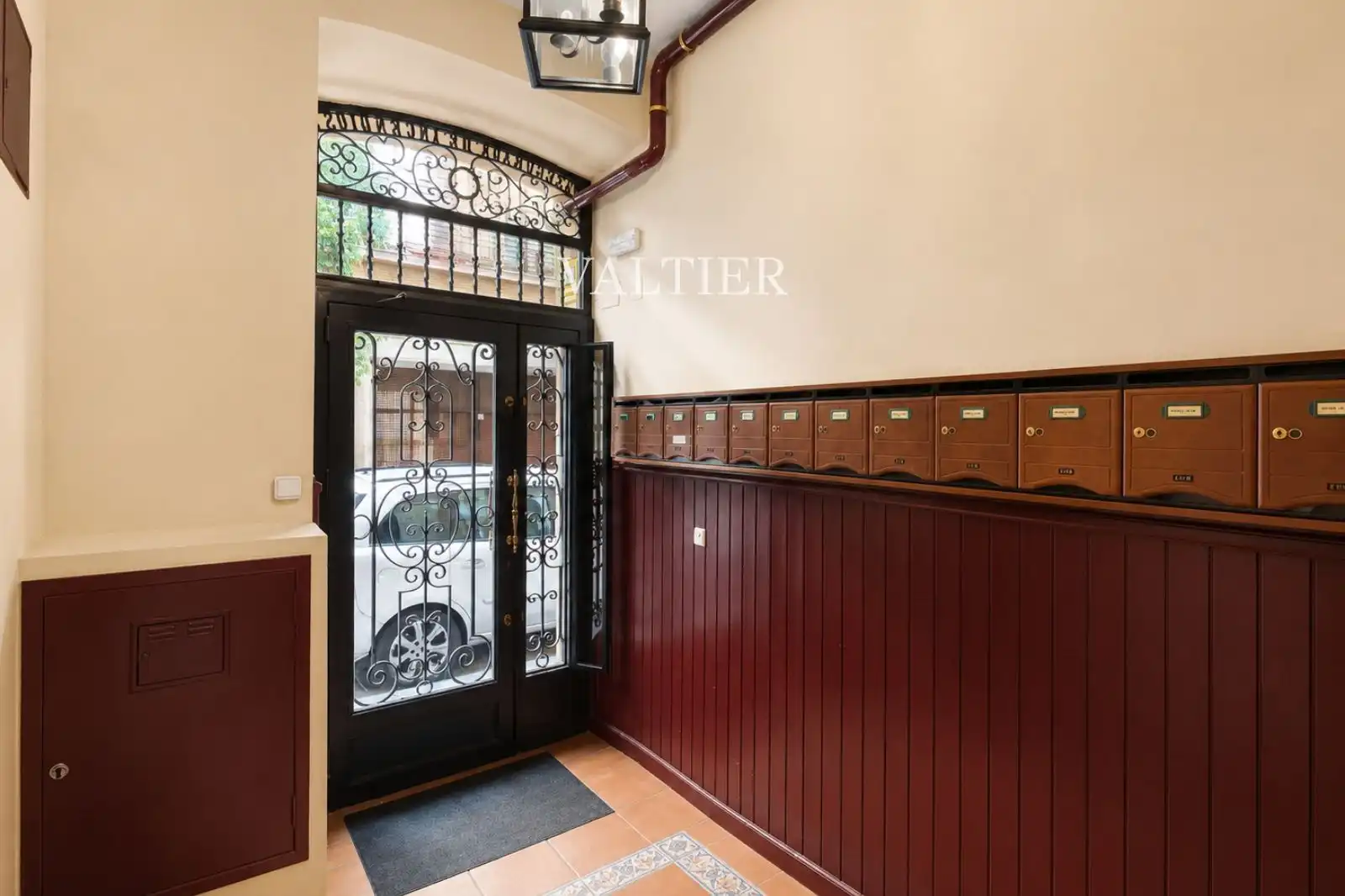 Flat for rent in Madrid  with Air Conditioner, Heating and Furnished