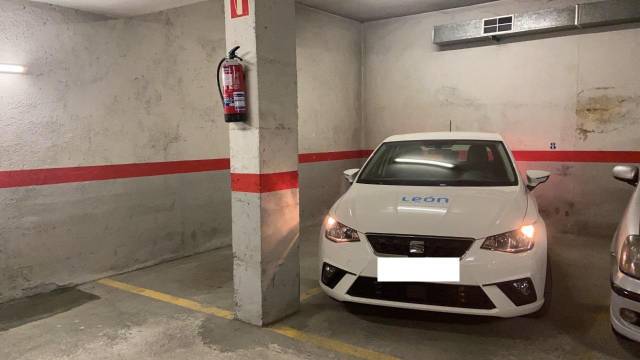 Garaje en Venta en Montornès del Vallès