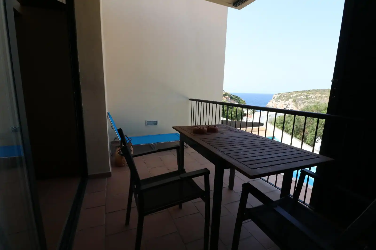 Terrasse von Einfamilien-Reihenhaus zum Verkauf in Maó - Mahón mit Klimaanlage, Privatgarten und Terrasse