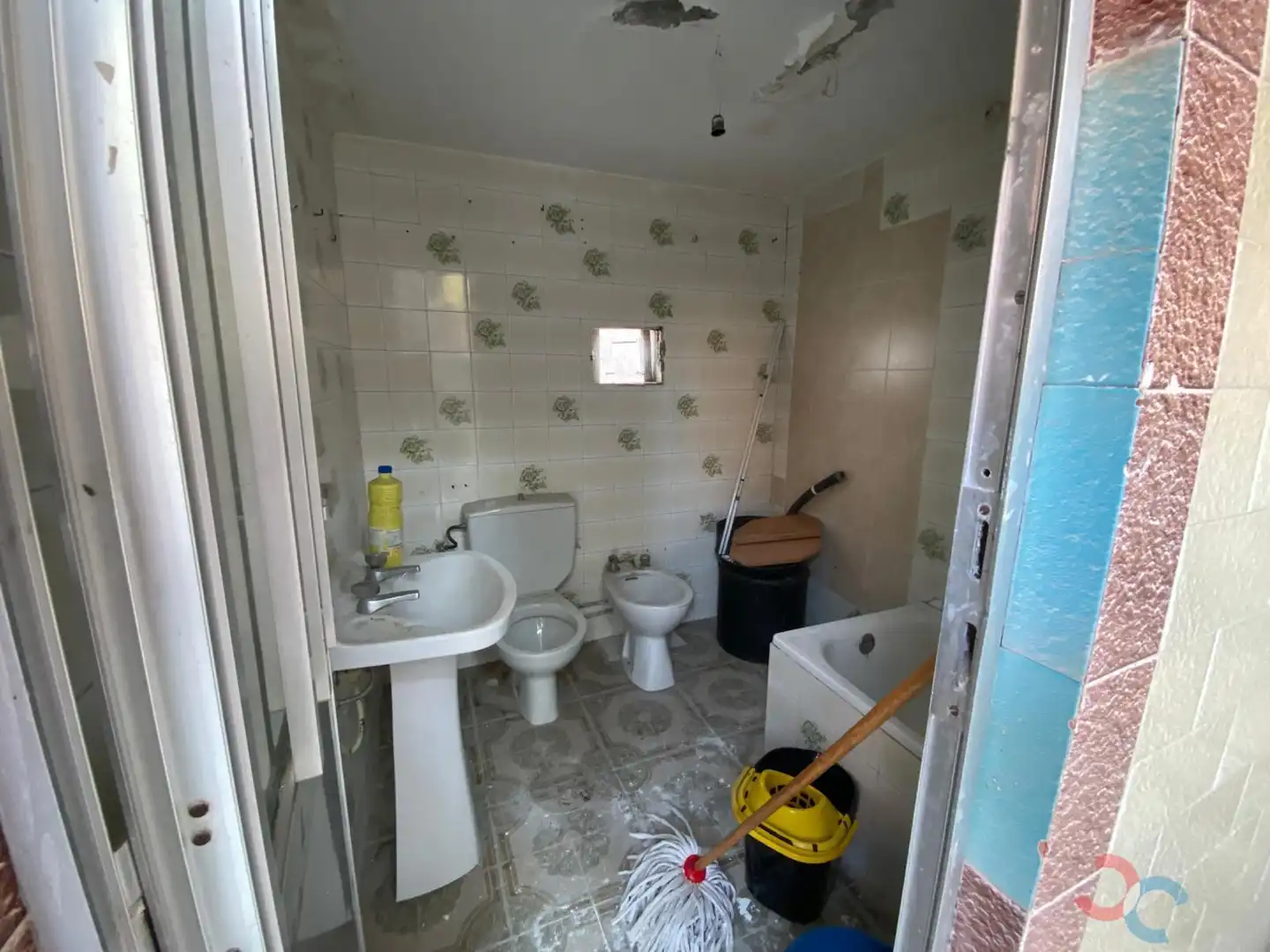 Bany de Casa o xalet en venda en Pontevedra Capital  amb Traster