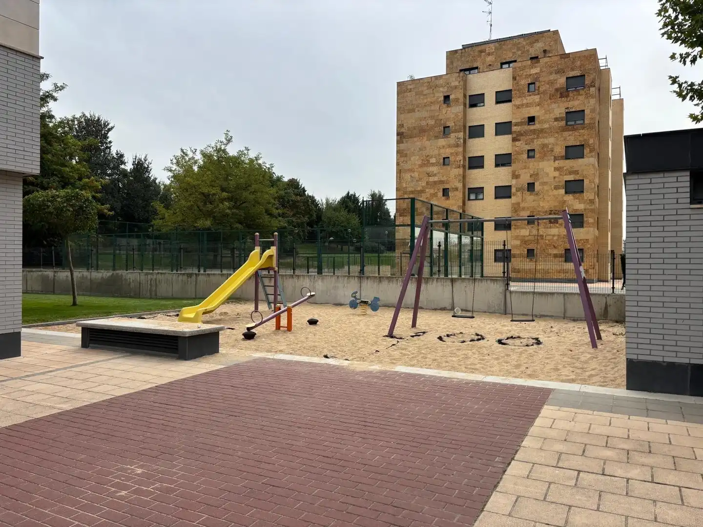 Parkplatz von Wohnung zur Miete in Delicias