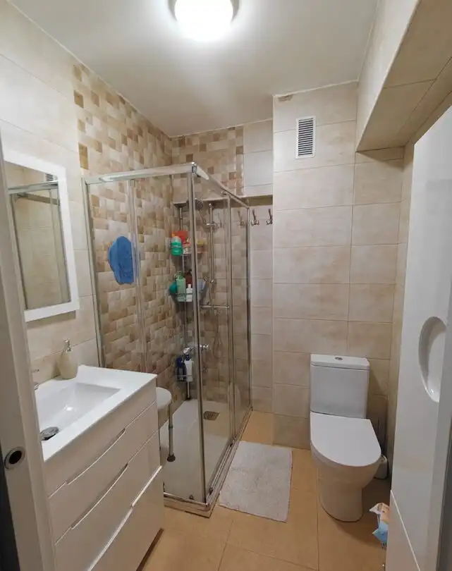 Baño de Piso en venta en Alonsotegi con Calefacción y Balcón