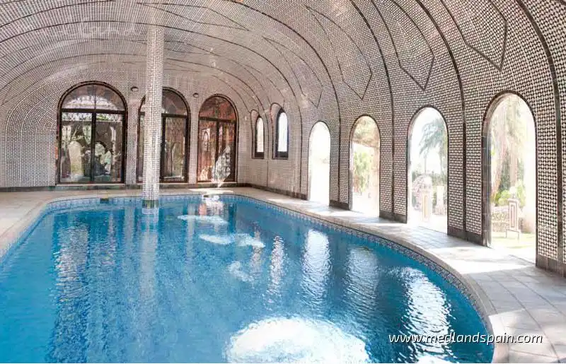 Swimming pool of Houses for sale in Orihuela  with Air Conditioner, Heating and Storage room