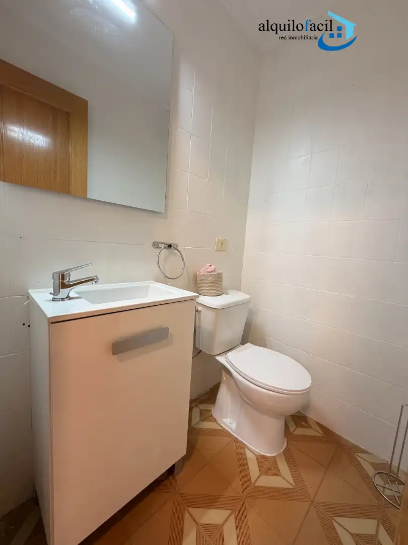 Badezimmer von Wohnung zur Miete in Murcia mit Klimaanlage, Heizung und Möbliert