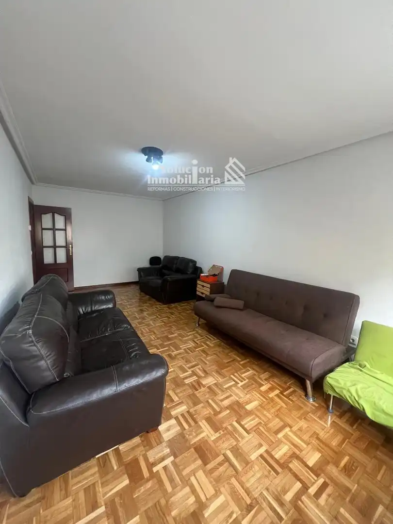 Sala d'estar de Pis en venda en Salamanca amb Calefacció i Terrassa