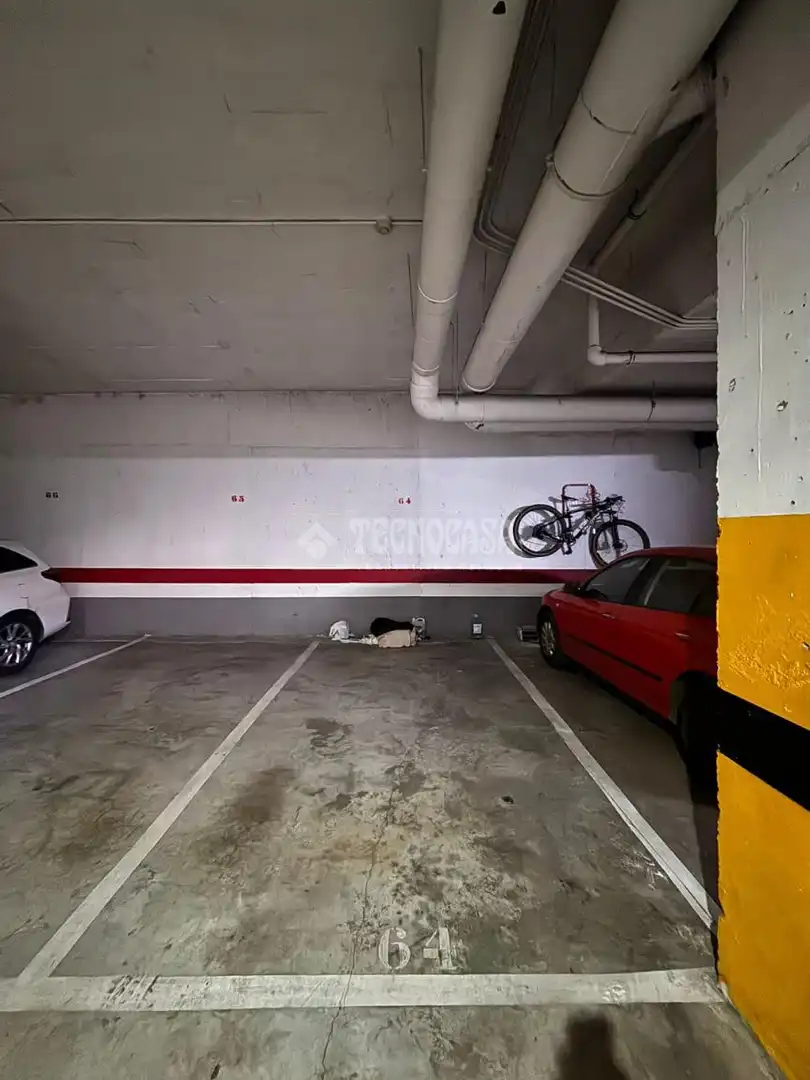 Parking of Flat for sale in Alcalá de Guadaira  with Air Conditioner and Balcony
