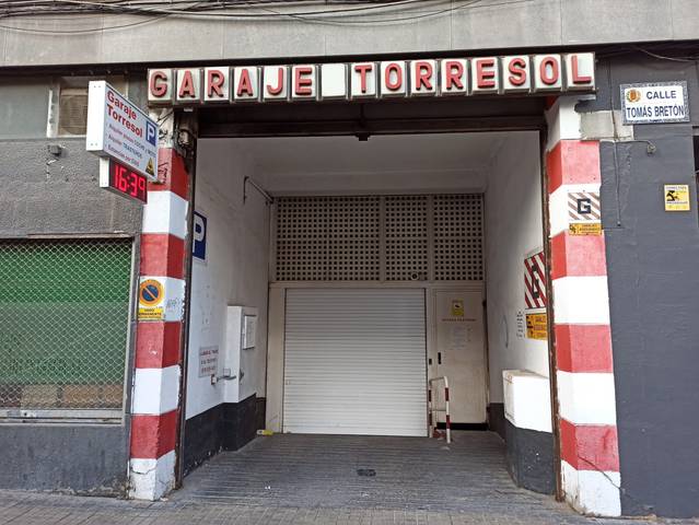 Garaje en Alquiler en Calle Tomás Bretón, 46 en Universidad San Francisco