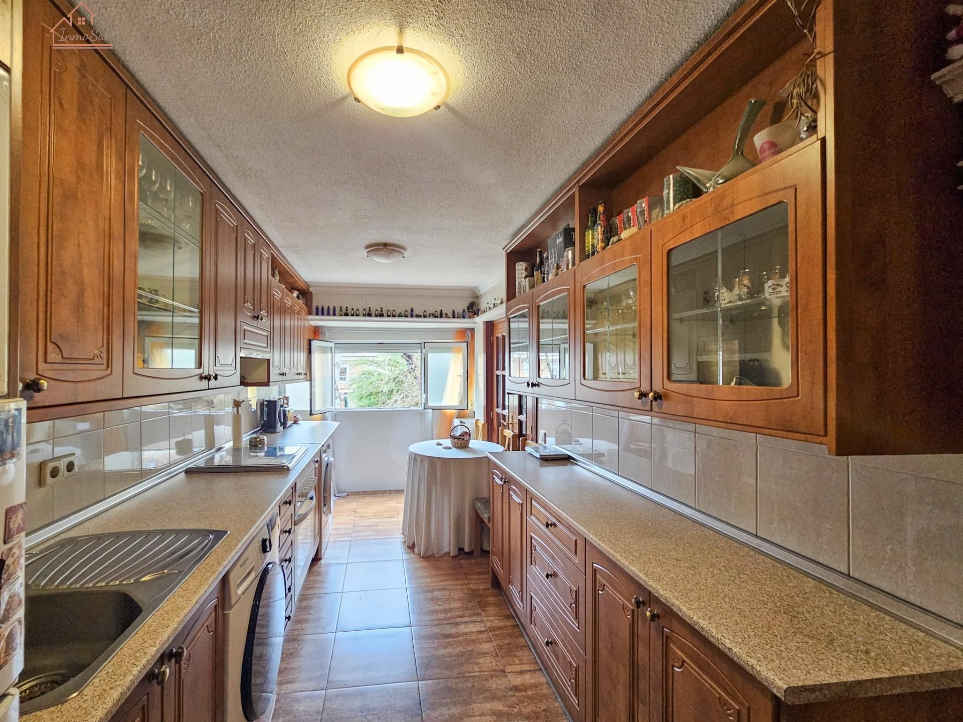 Pis en venda a Calle AGUILAR DEL RIO, Buena Vista