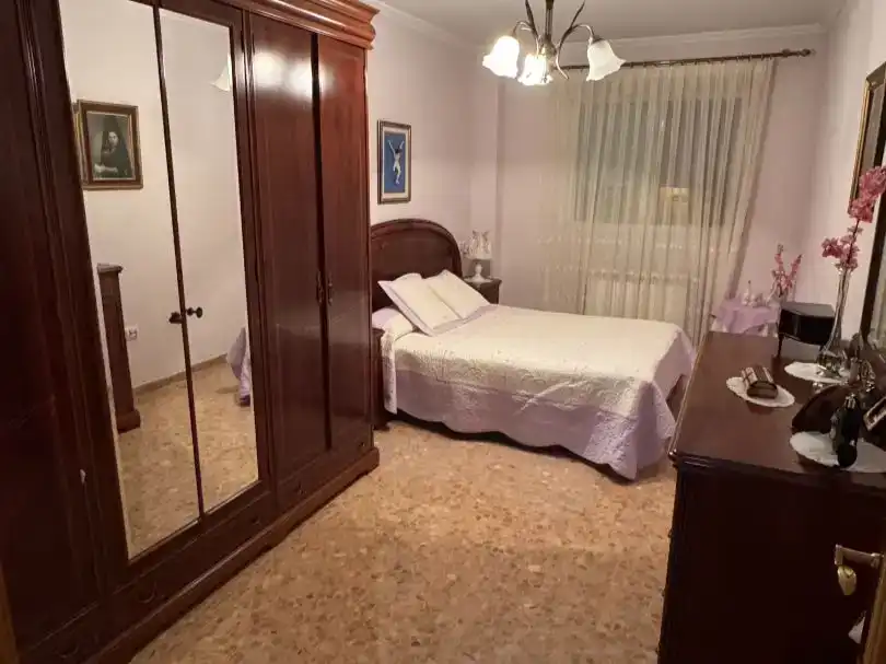 Habitación de Piso en venta en Sagunto / Sagunt con Terraza y Balcón