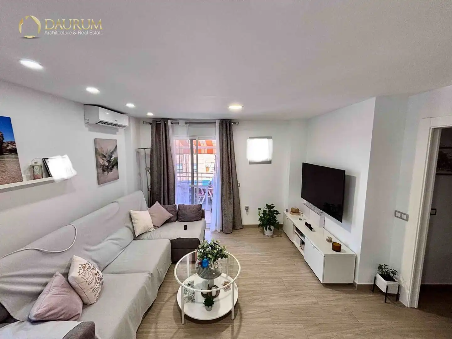 Wohnzimmer von Dachboden zum Verkauf in Málaga mit Klimaanlage, Terrasse und Abstellraum
