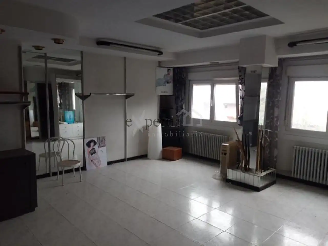 Commercial properties for rent in Boiro  with Furnished
