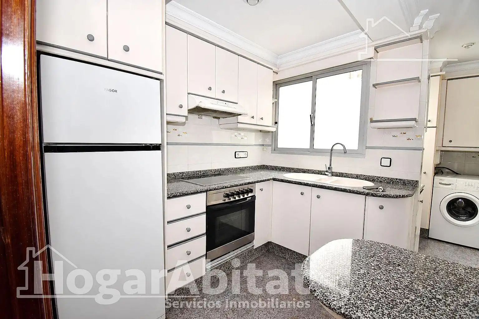 Kitchen of Flat for sale in Alaquàs  with Air Conditioner and Balcony