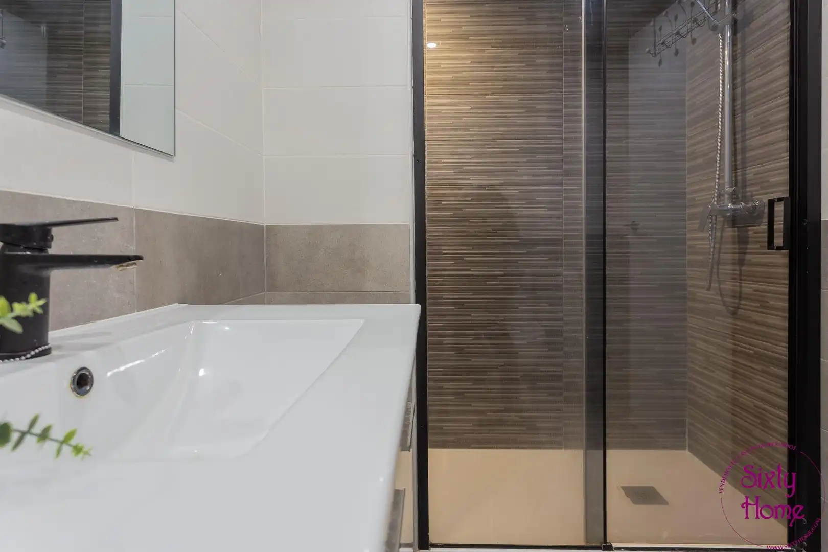 Baño de Piso en venta en Jaca con Aire acondicionado, Calefacción y Parquet