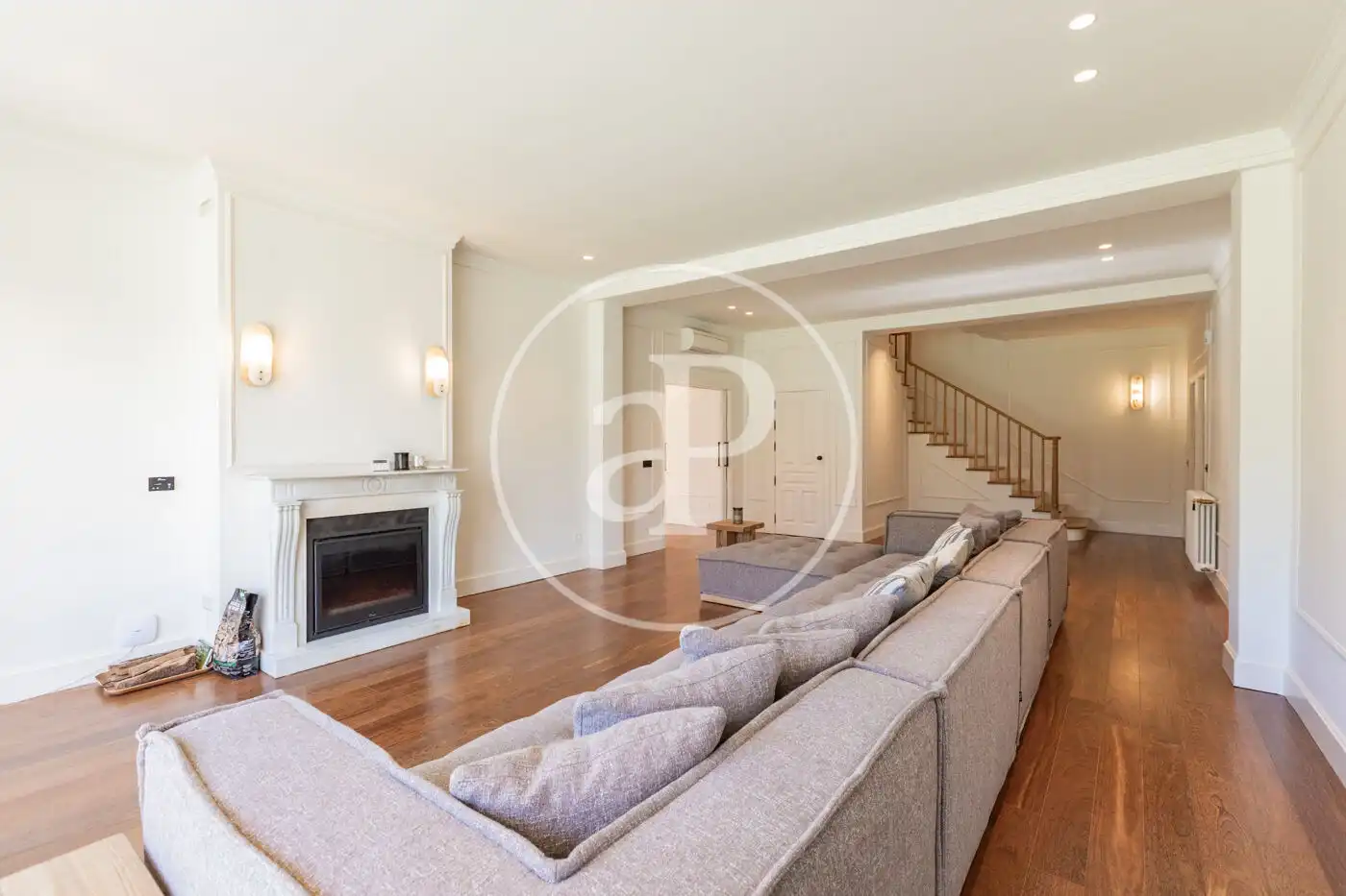 Living room of Houses for rent in Madrid  with Air Conditioner, Heating and Private garden