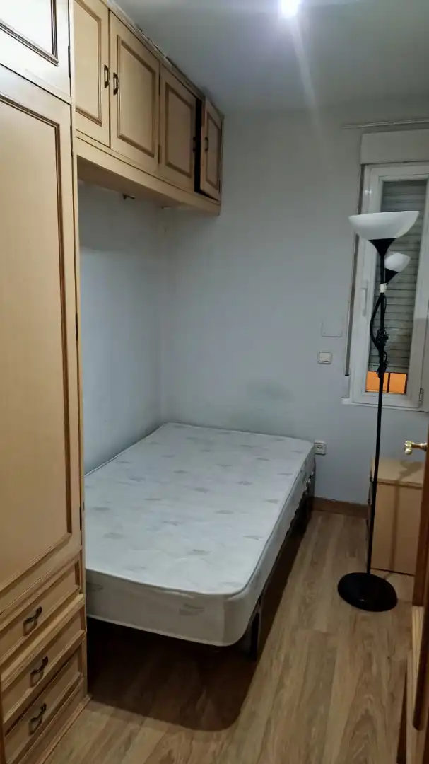 Habitación de Piso en venta en Madrid con Aire acondicionado y Amueblado