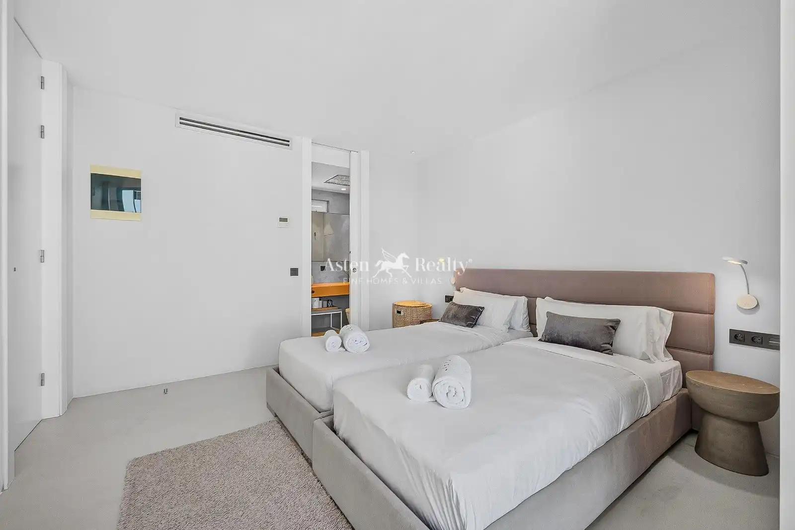 House with pool for sale in Noruega 2, imagen 25