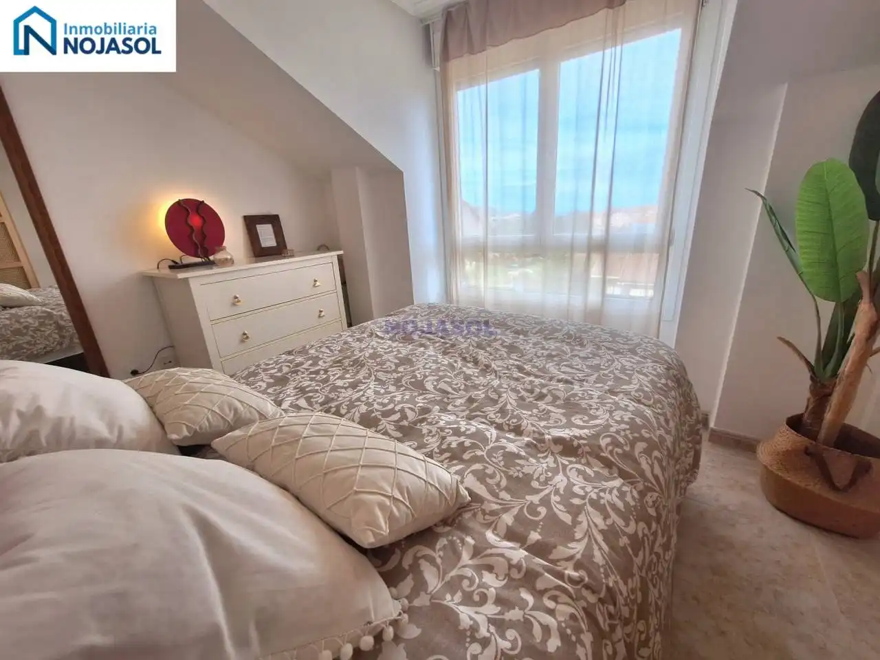 Schlafzimmer von Wohnungen zur Miete in Noja mit Heizung, Parkett und Terrasse