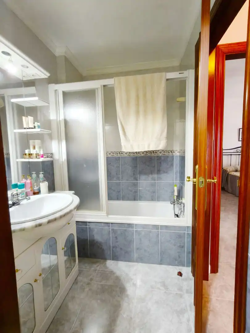 Baño de Piso en venta en Ingenio con Amueblado