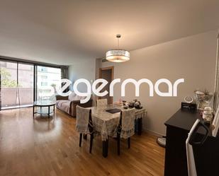 Bedroom of Flat for sale in  Barcelona Capital  with Air Conditioner, Heating and Parquet flooring