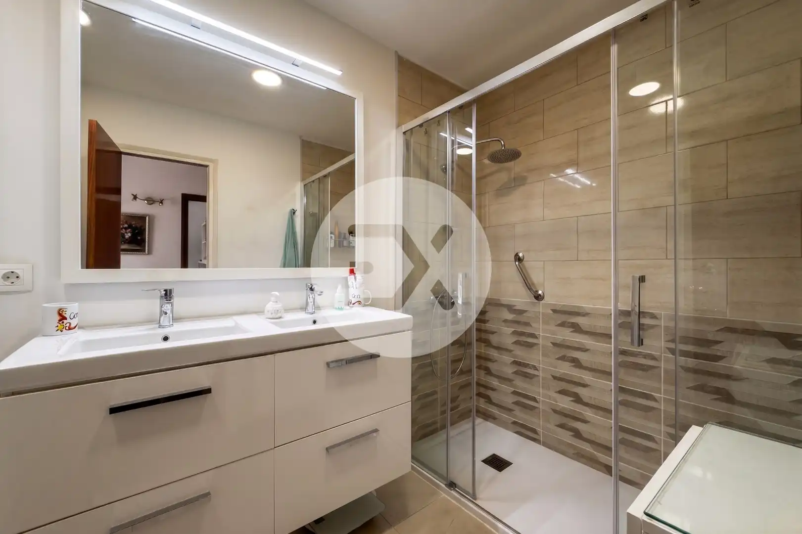 Baño de Piso en venta en Castelldefels con Aire acondicionado y Parquet