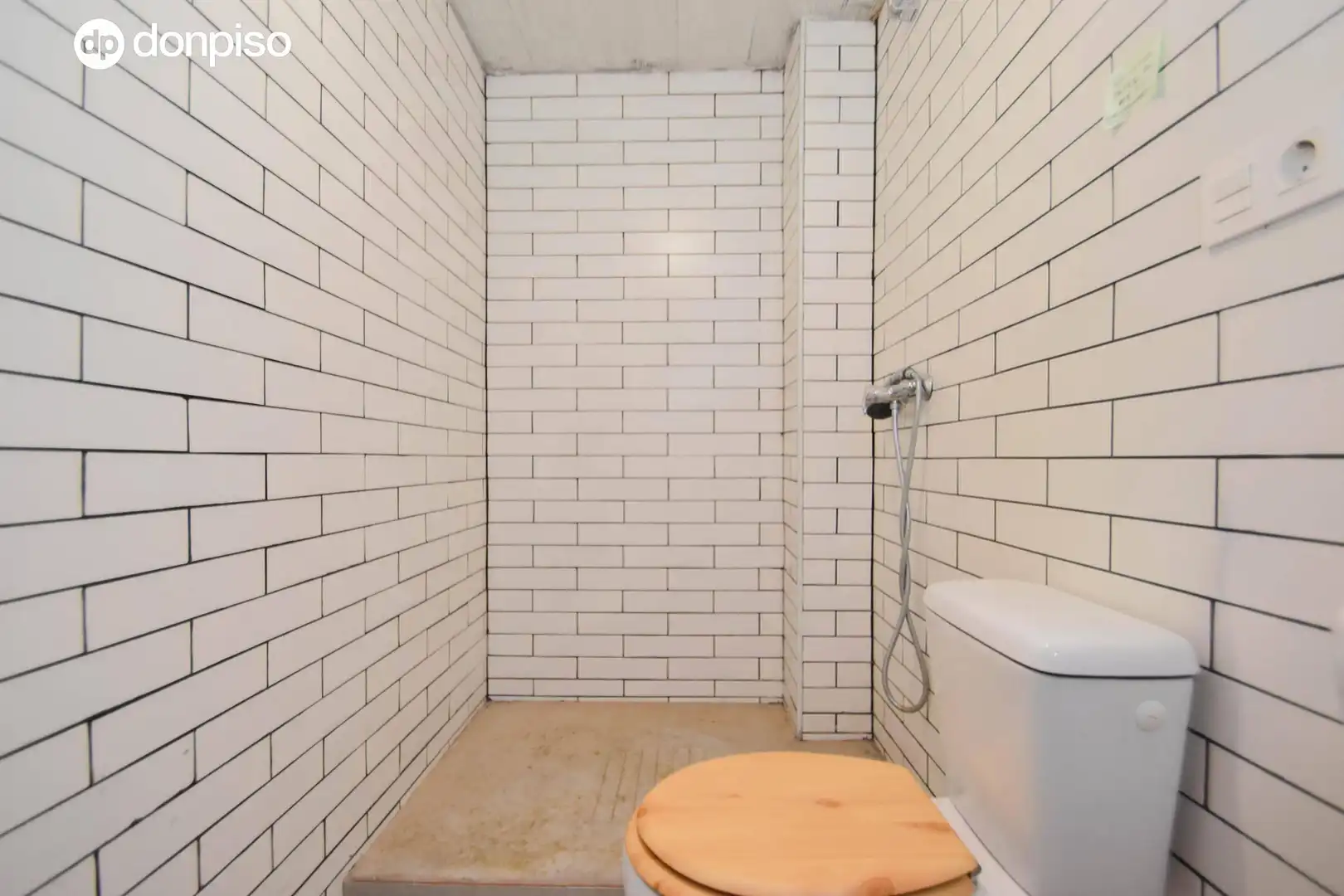 Bany de Casa o xalet en venda en Chauchina amb Jardí privat, Parquet i Terrassa