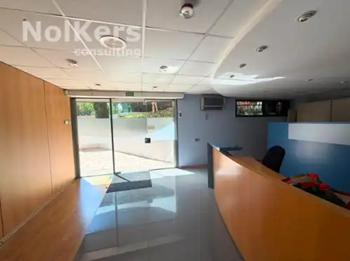Oficina en venta en Barcelona con Aire acondicionado, Calefacción y Amueblado