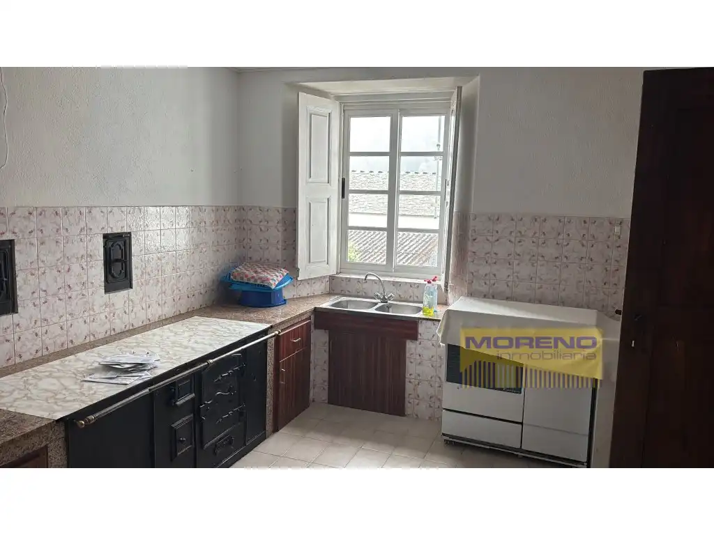 Kitchen of Houses for sale in Triacastela