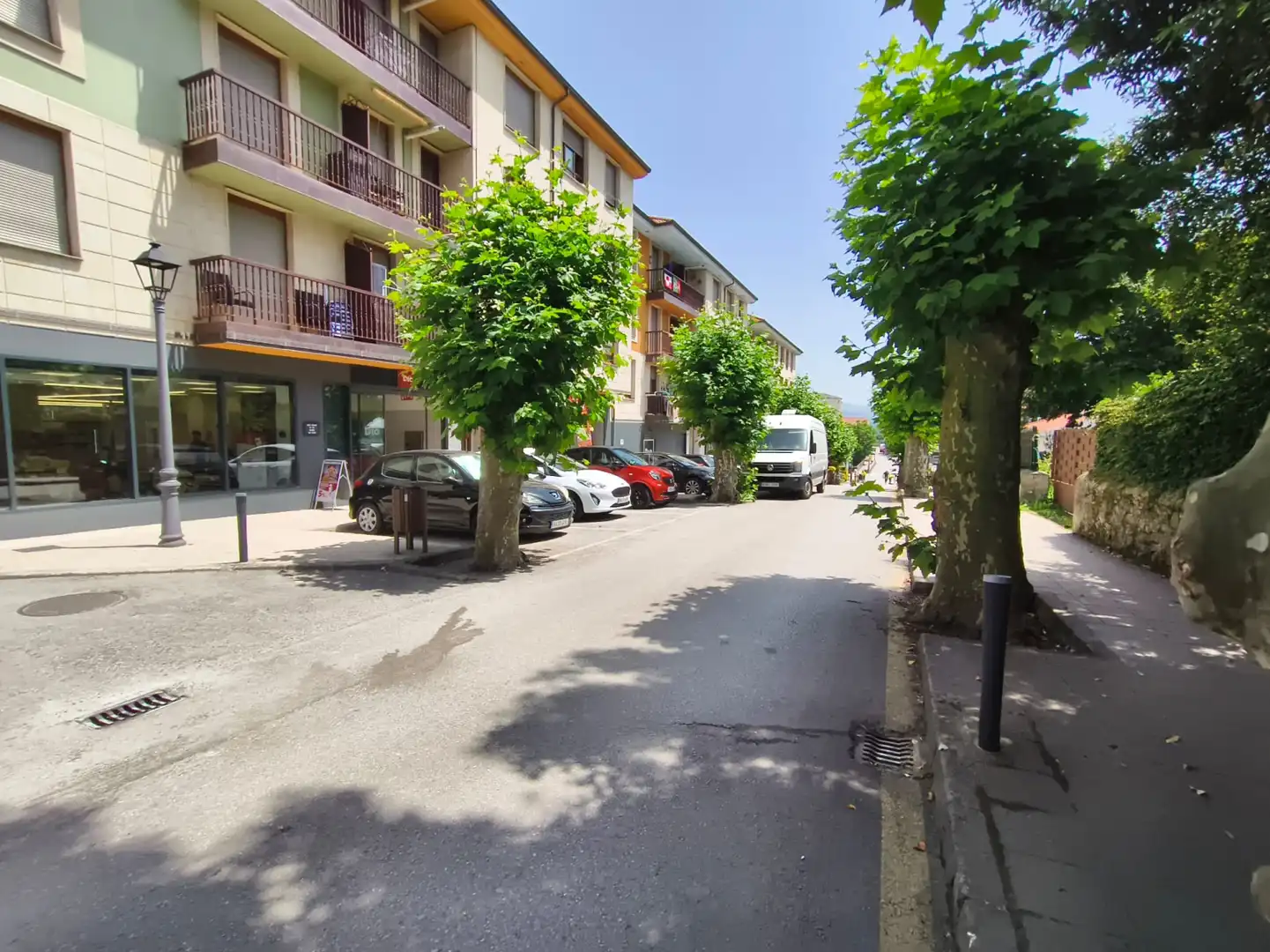 Parking de Piso de alquiler en Liérganes con Calefacción, Parquet y Amueblado