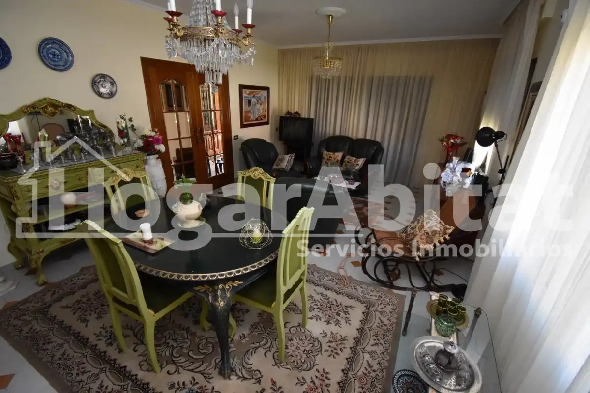 Sala d'estar de Casa o xalet en venda en Burriana / Borriana amb Calefacció, Jardí privat i Terrassa