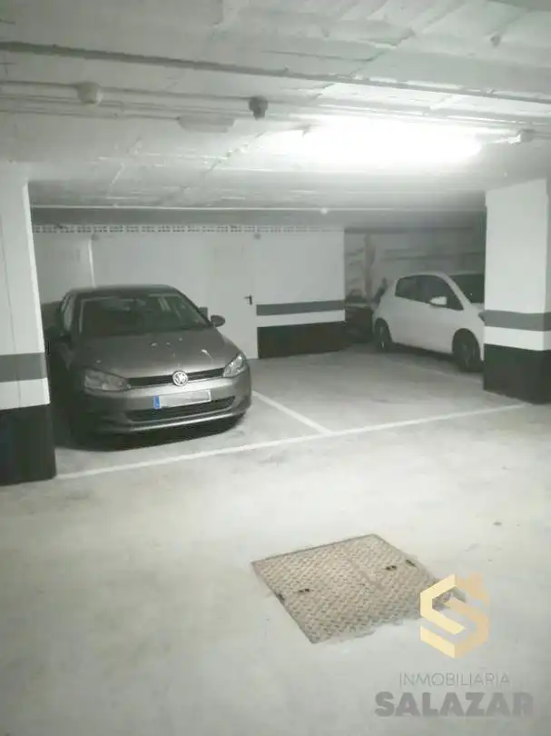 Parkplatz von Wohnung zur Miete in Bilbao  mit Heizung, Privatgarten und Balkon